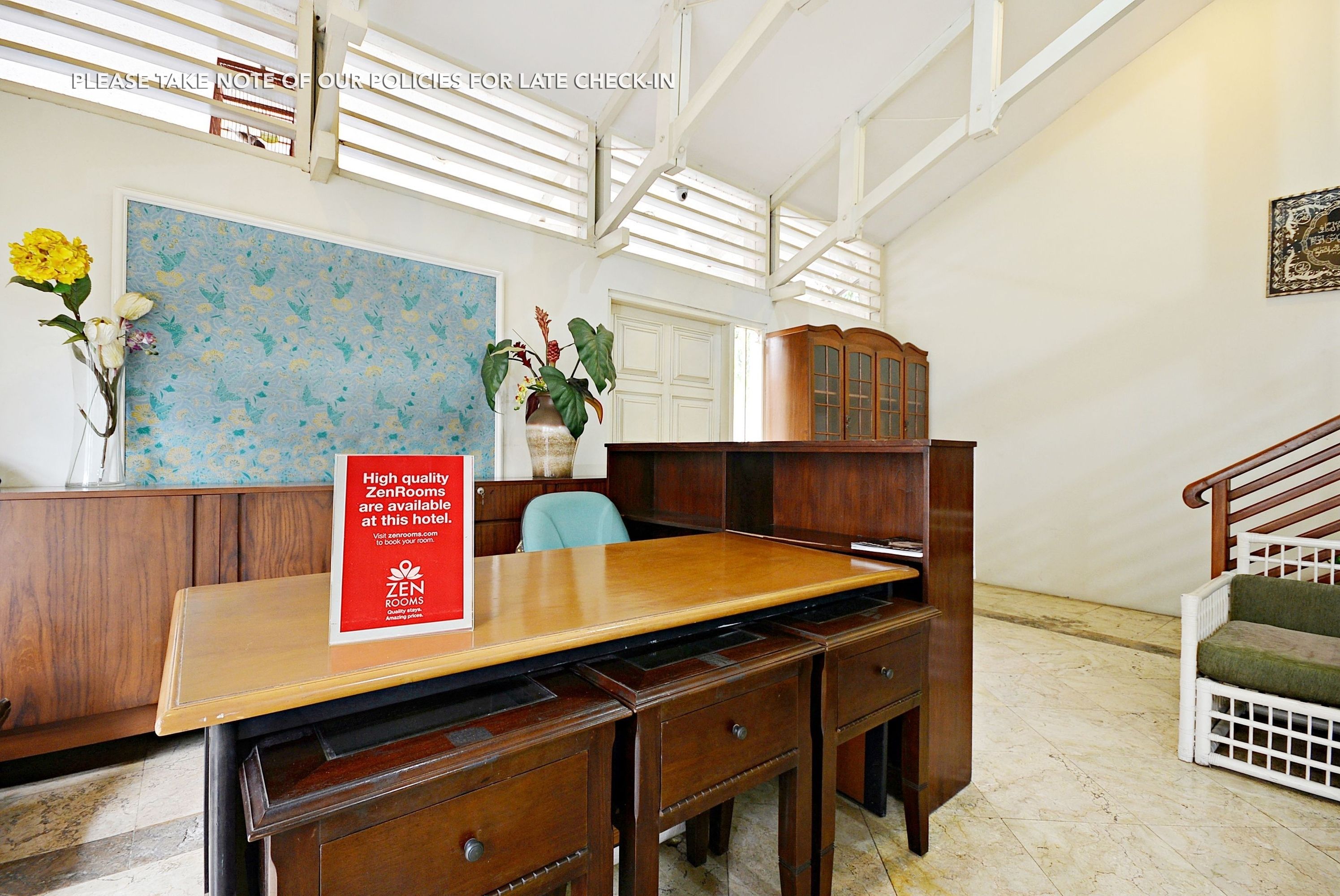 ZEN Rooms Mampang Prapatan Syariah