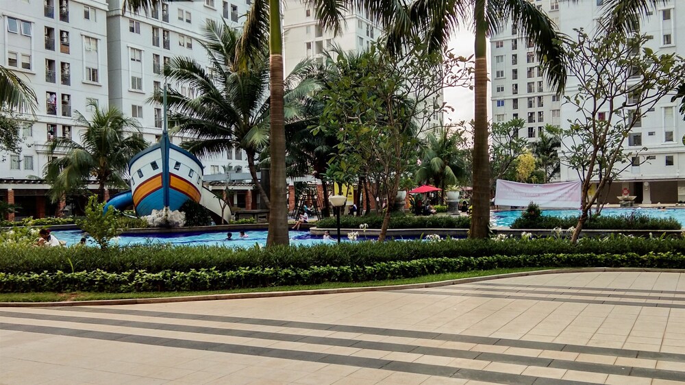 Green Palace at Kalibata City