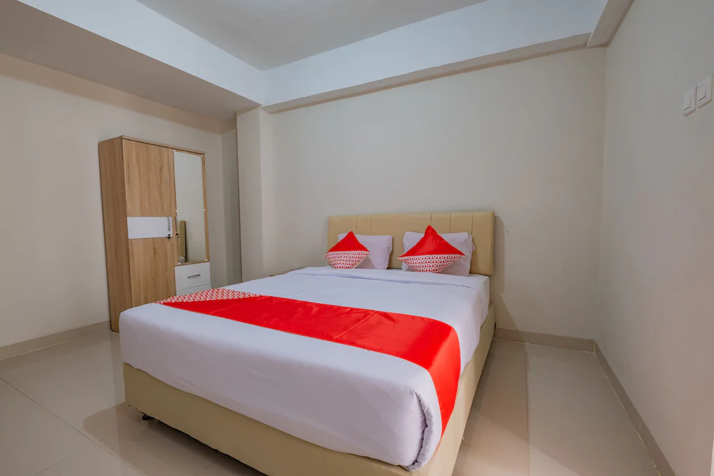 Green Park View by OYO Rooms