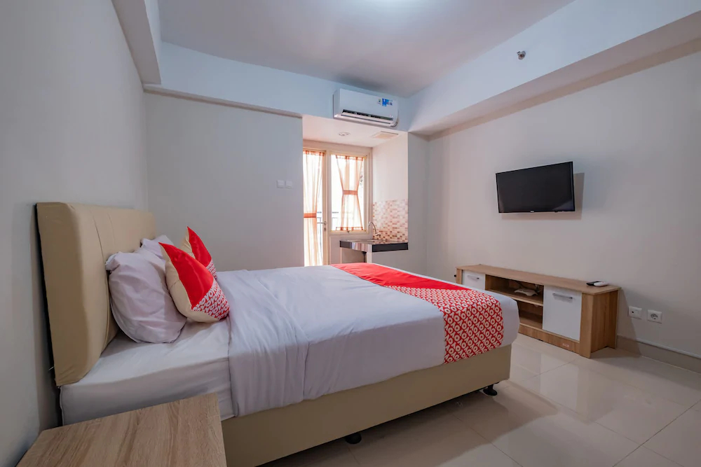 Green Park View by OYO Rooms