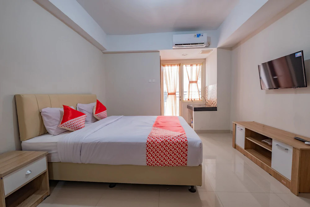 Green Park View by OYO Rooms