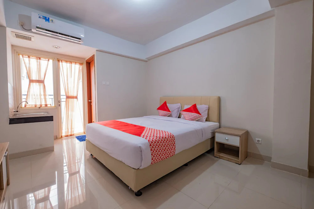 Green Park View by OYO Rooms