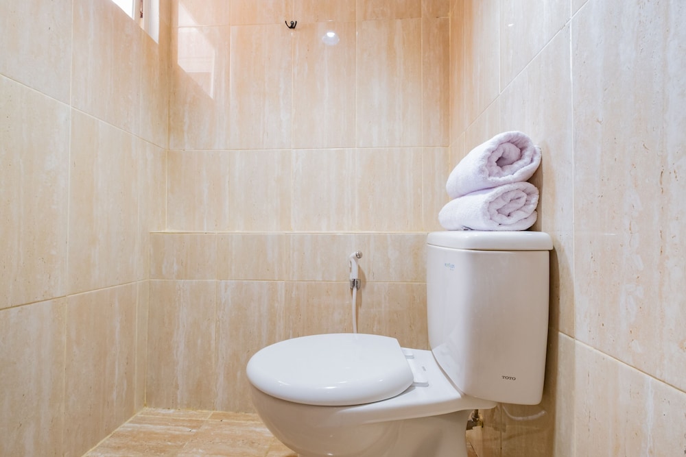 Green Park View by OYO Rooms