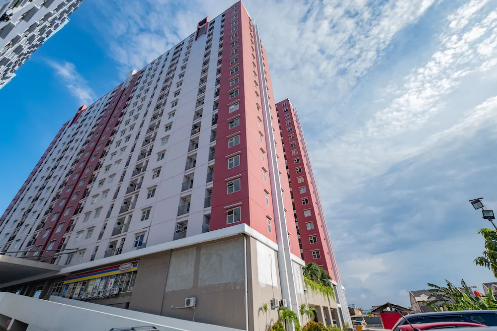 Green Park View by OYO Rooms