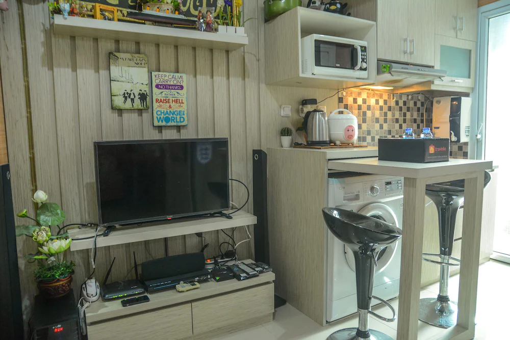 Green Pramuka Cempaka Putih Apartment by Travelio