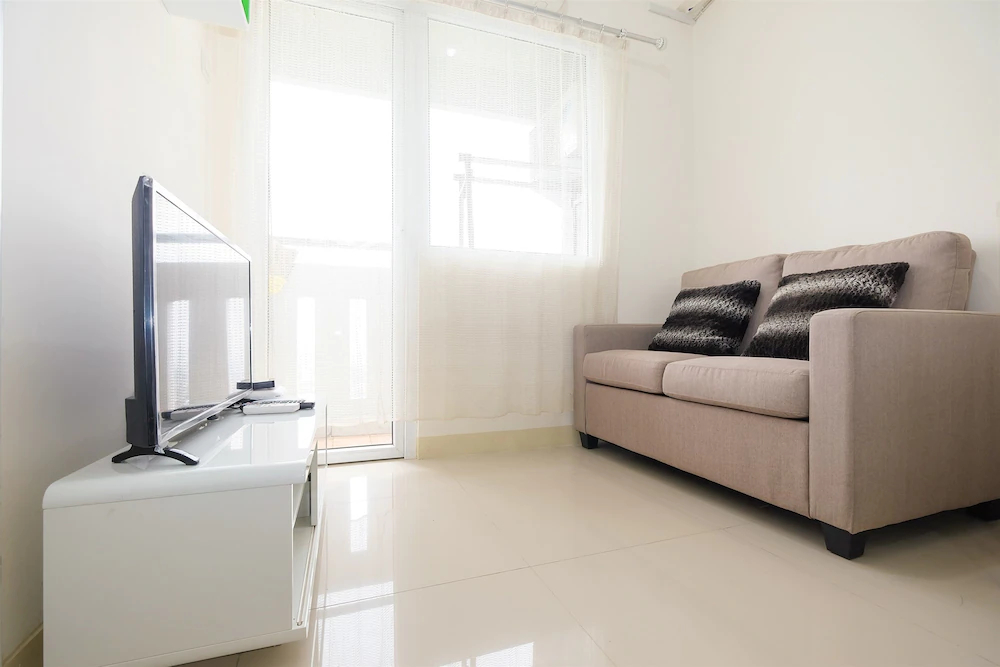 Green Pramuka Cempaka Putih Apartment by Travelio