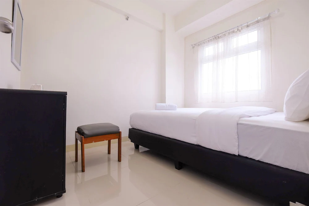 Green Pramuka Cempaka Putih Apartment by Travelio