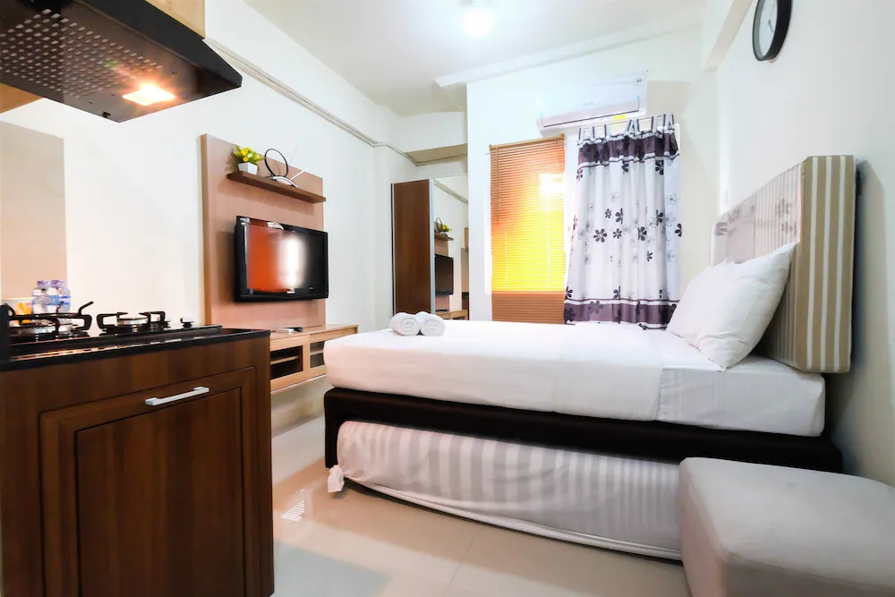 Green Pramuka Cempaka Putih Apartment by Travelio