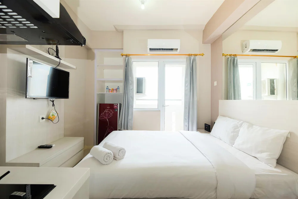 Green Pramuka Cempaka Putih Apartment by Travelio