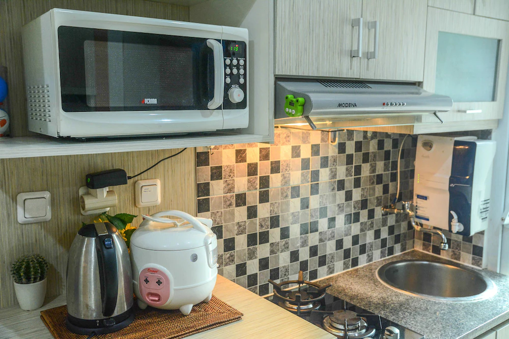 Green Pramuka Cempaka Putih Apartment by Travelio