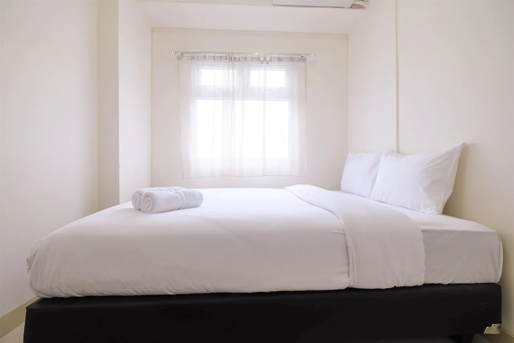 Green Pramuka Cempaka Putih Apartment by Travelio