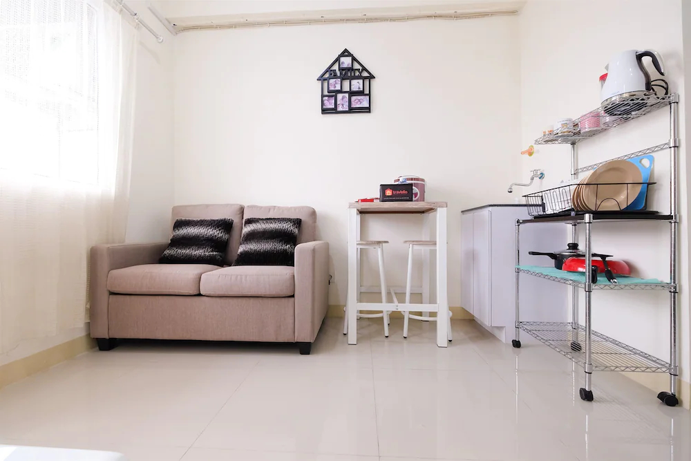 Green Pramuka Cempaka Putih Apartment by Travelio