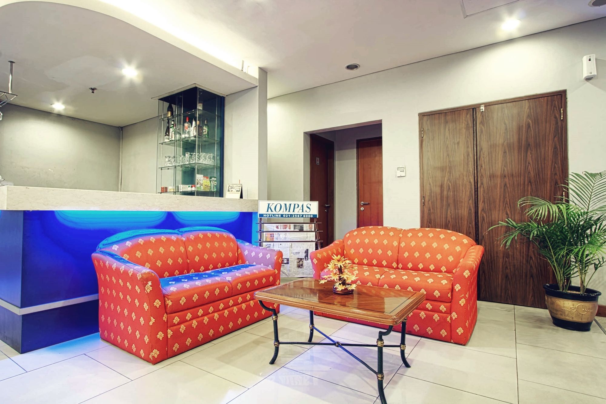 Blue Pacific by RedDoorz