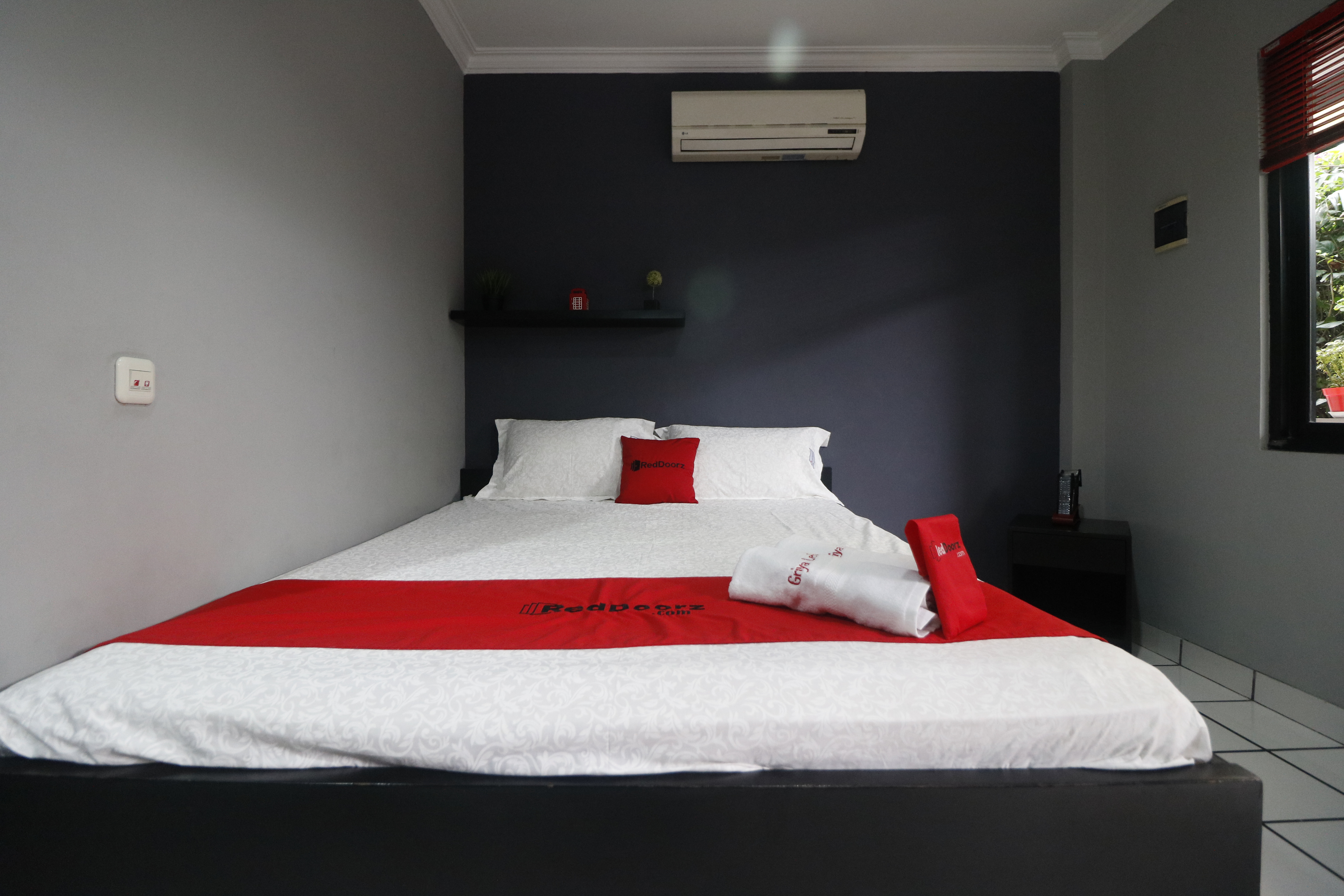 Griya Lebak Bulus By RedDoorz