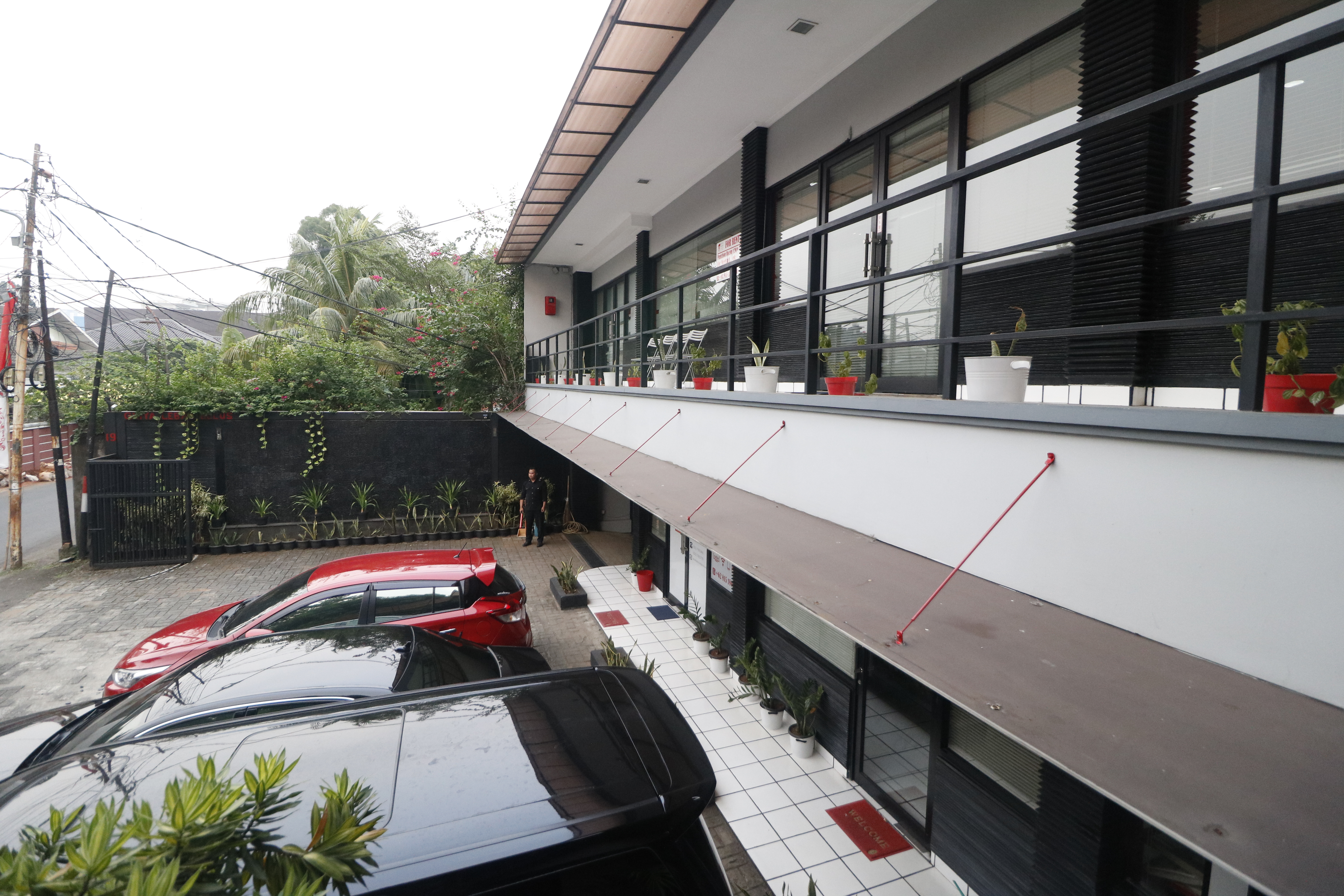 Griya Lebak Bulus By RedDoorz
