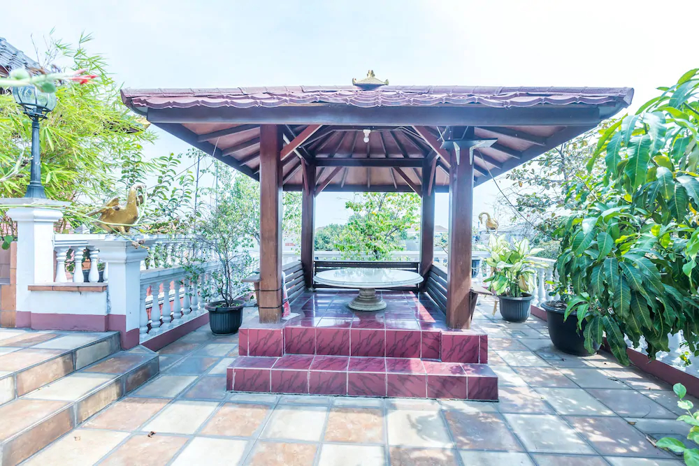 Guntary Residence by OYO Rooms