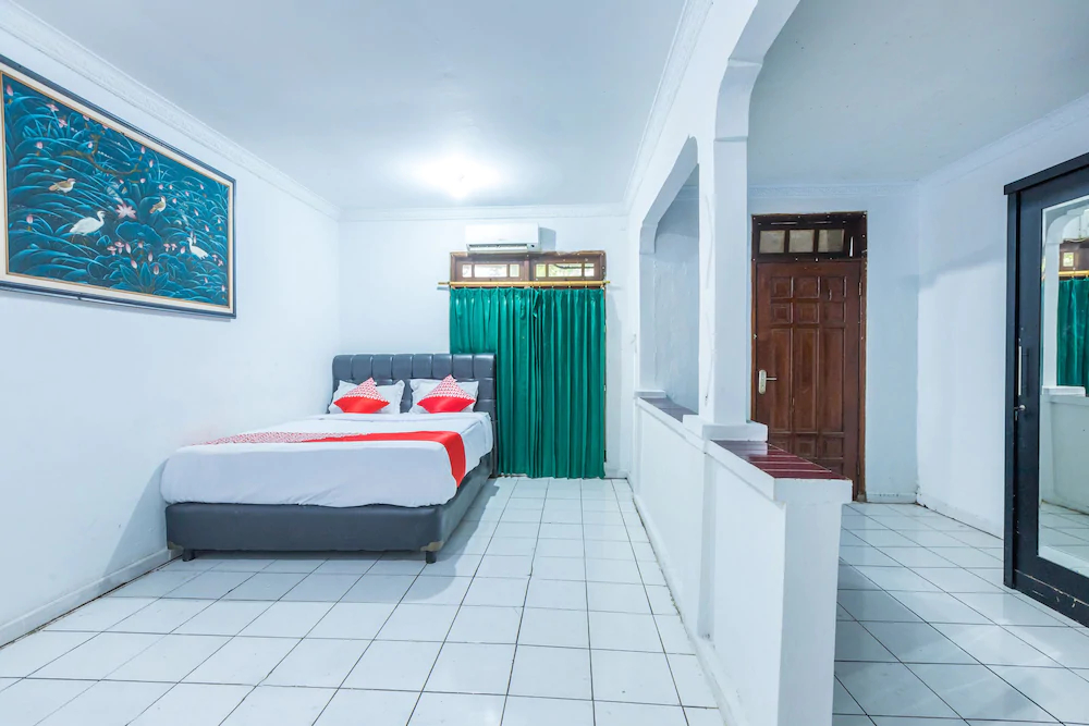 Guntary Residence by OYO Rooms