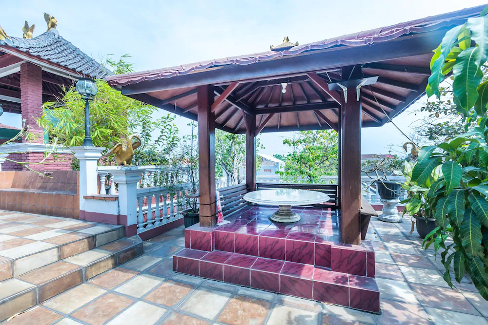 Guntary Residence by OYO Rooms