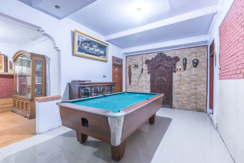 Guntary Residence by OYO Rooms