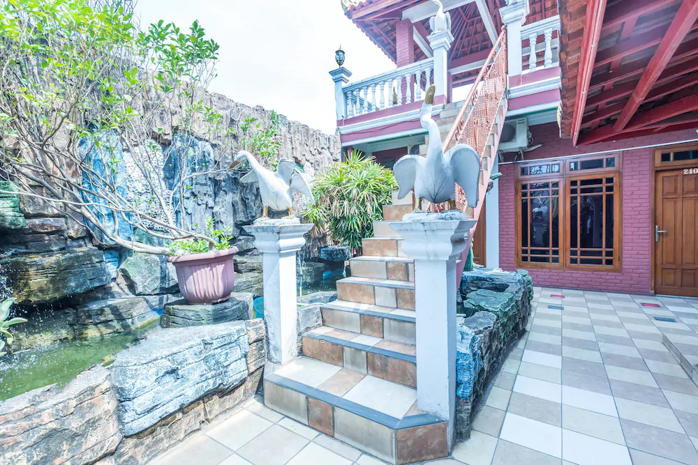 Guntary Residence by OYO Rooms