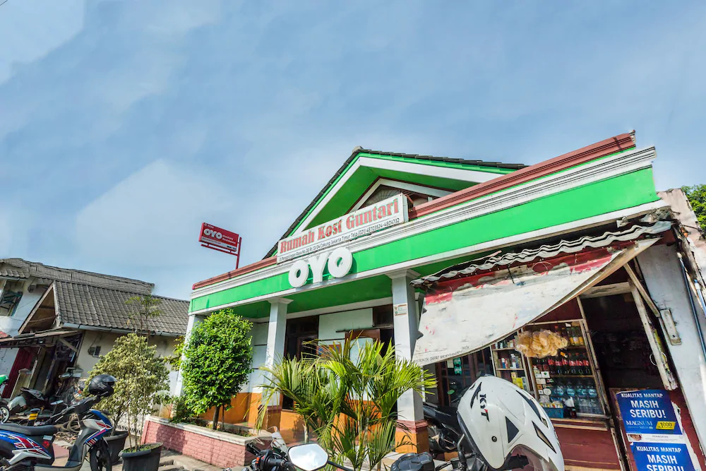 Guntary Residence by OYO Rooms