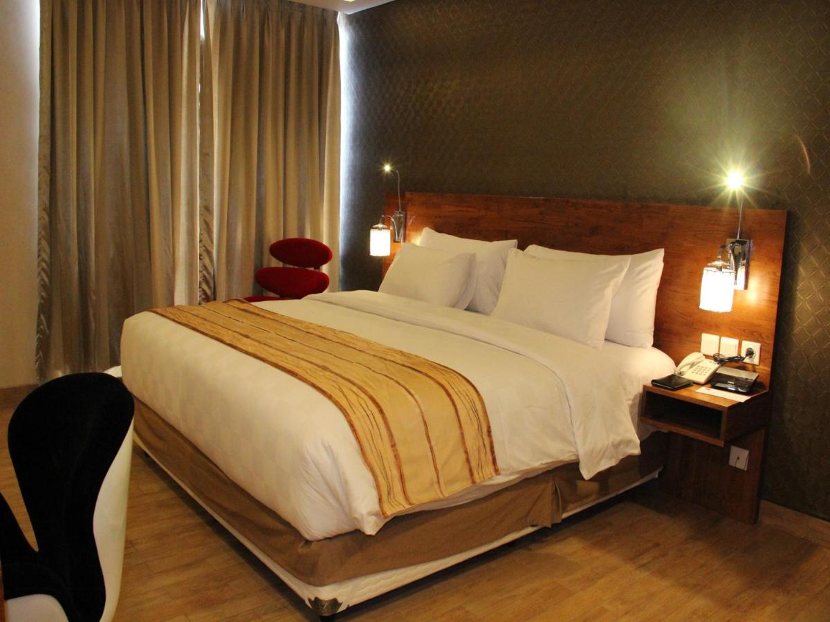 Hariston Hotel & Suites