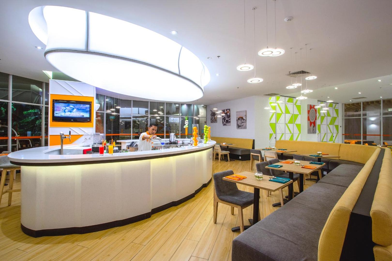 Harris Hotel & Conventions Kelapa Gading