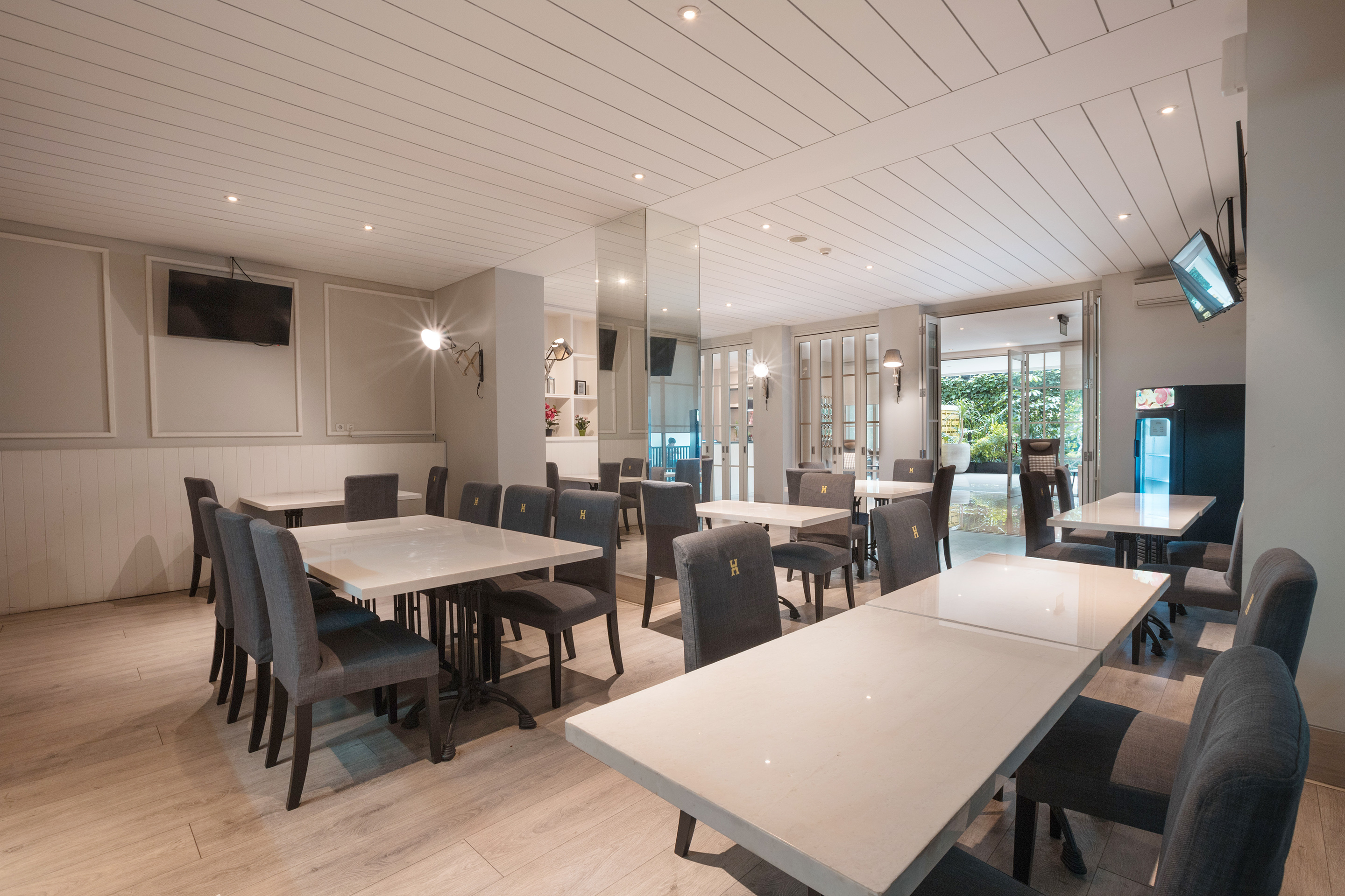 Havenwood Residence by OYO