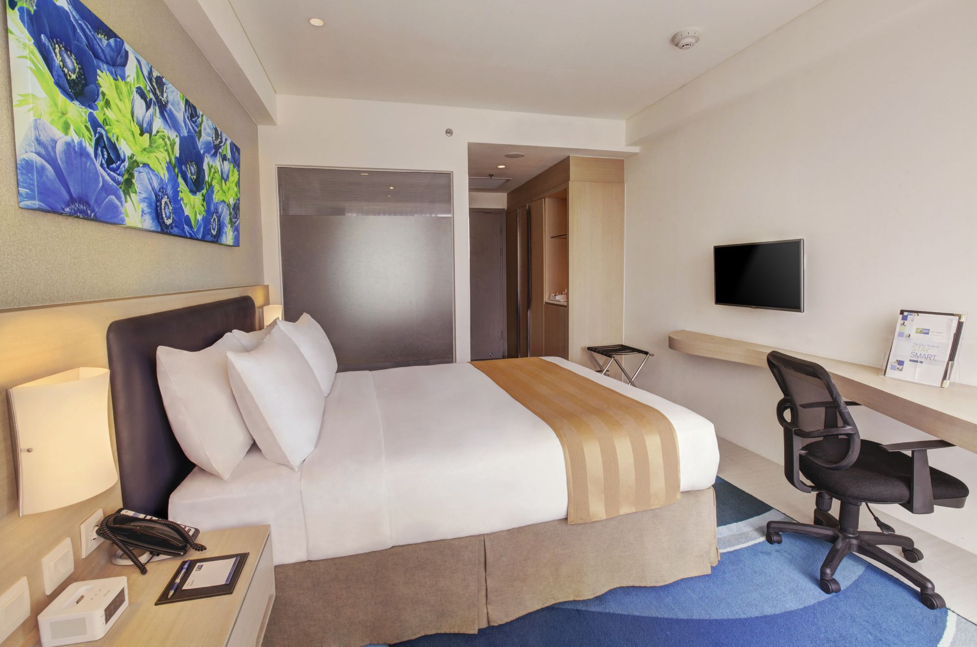 Holiday Inn Express Jakarta International Expo