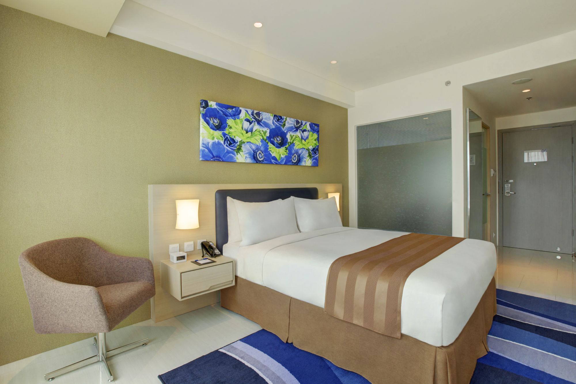 Holiday Inn Express Jakarta International Expo