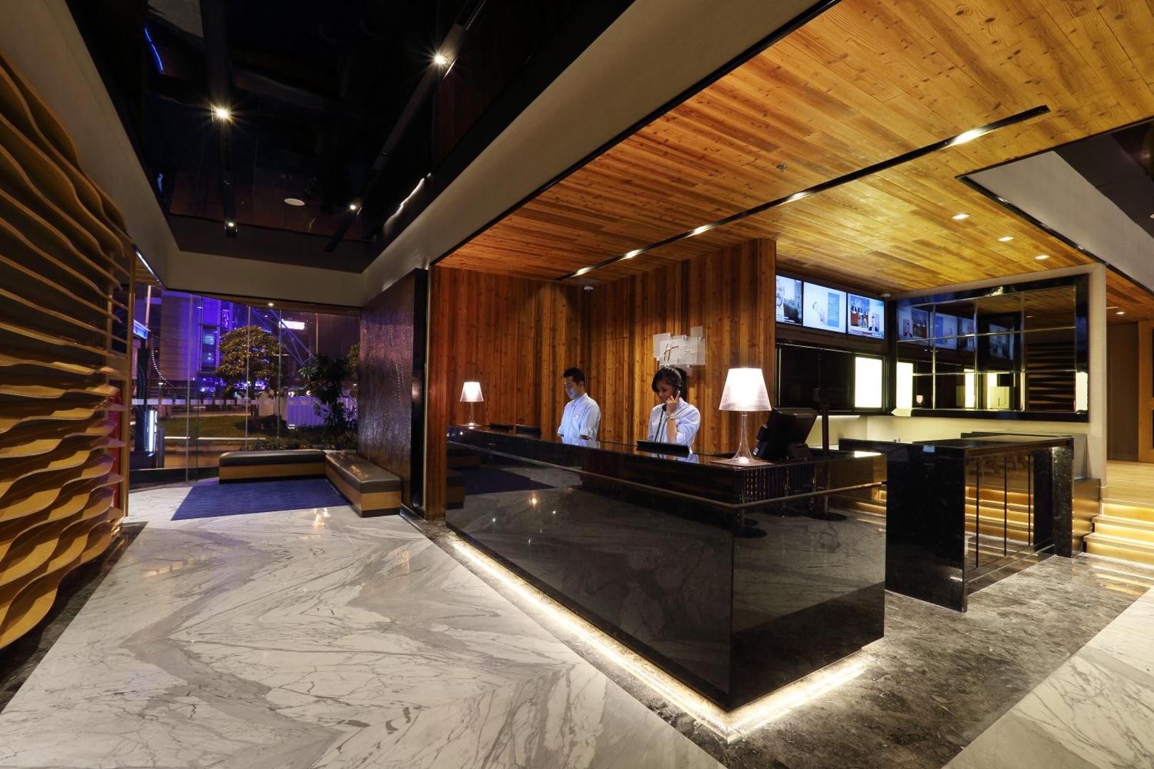 AI Hotel Jakarta Thamrin