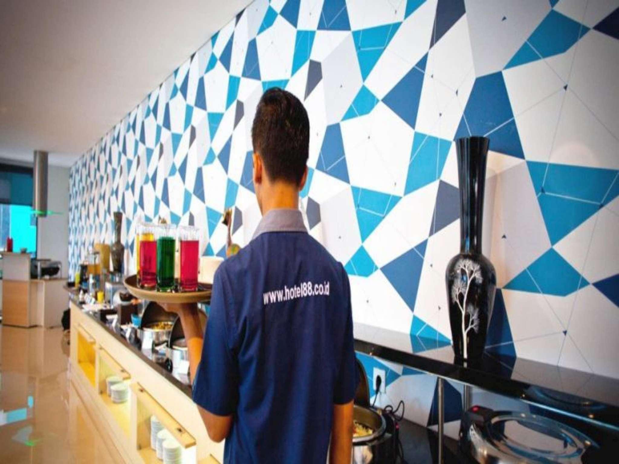 Hotel 88 Mangga Besar 62