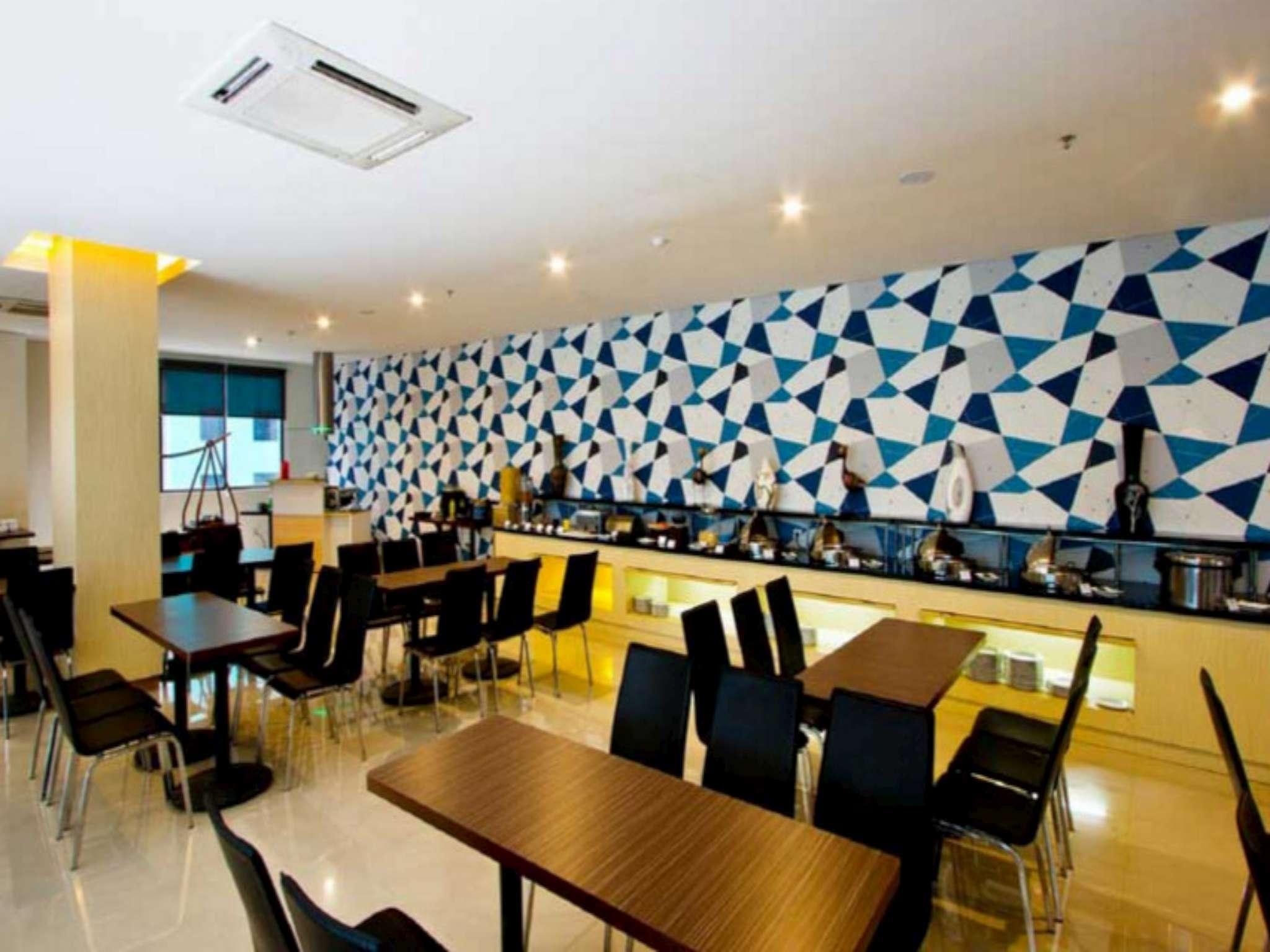 Hotel 88 Mangga Besar 62