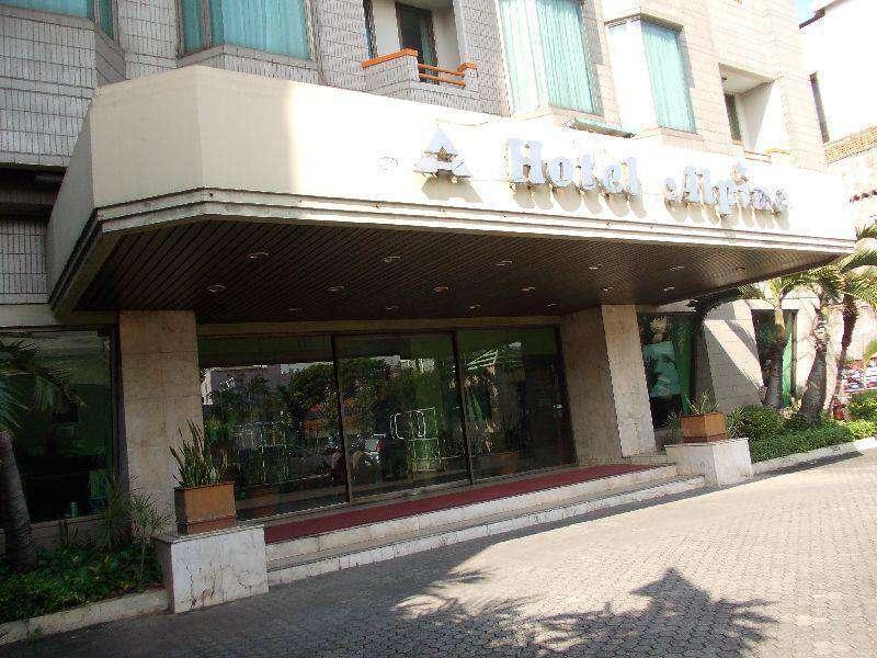 Hotel Alpine