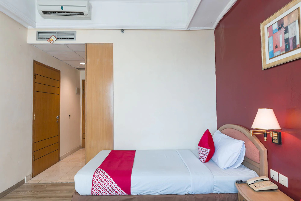 Hotel Bulevar by OYO Rooms