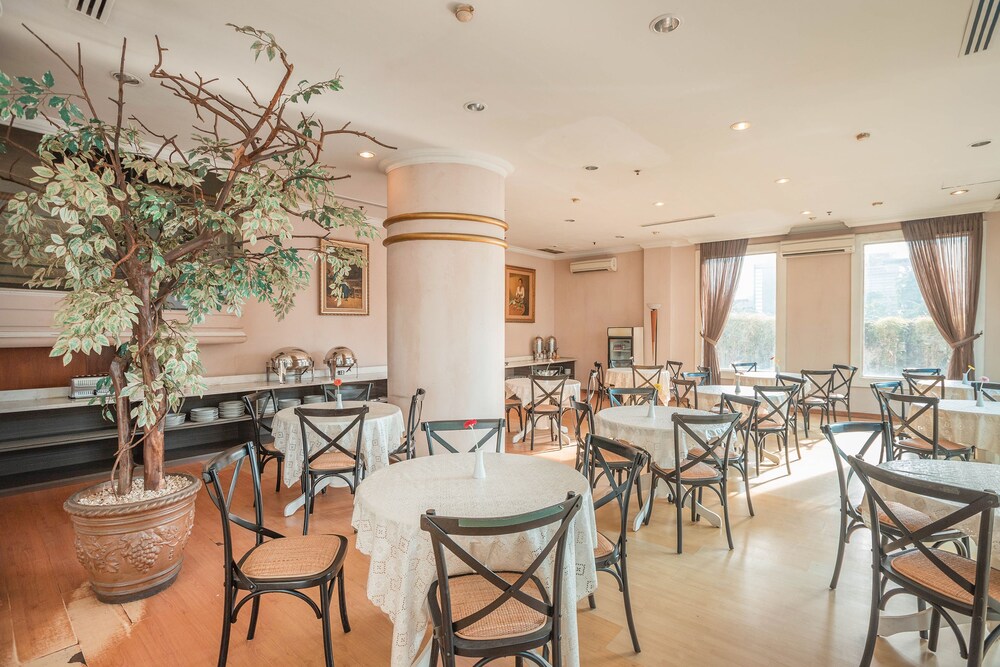 Hotel Bulevar by OYO Rooms