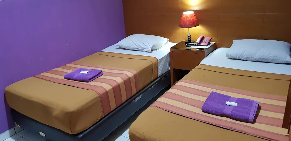 Hotel De'Qur Jakarta Kota