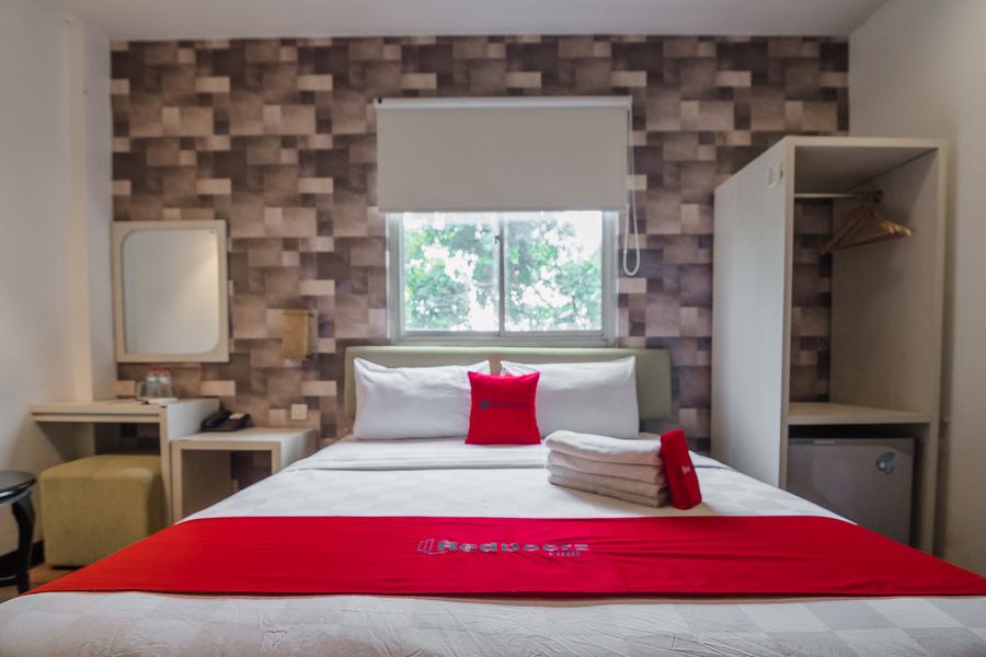 Hotel Feodora by RedDoorz