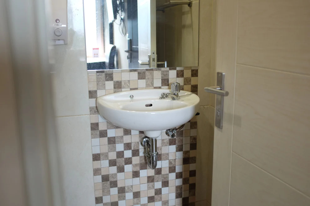 Hotel Fiducia Blora by RedDoorz