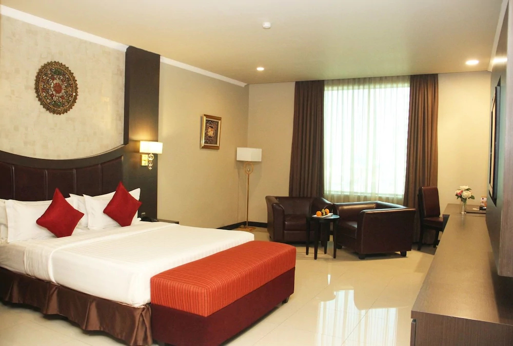 Hotel Grand Paragon