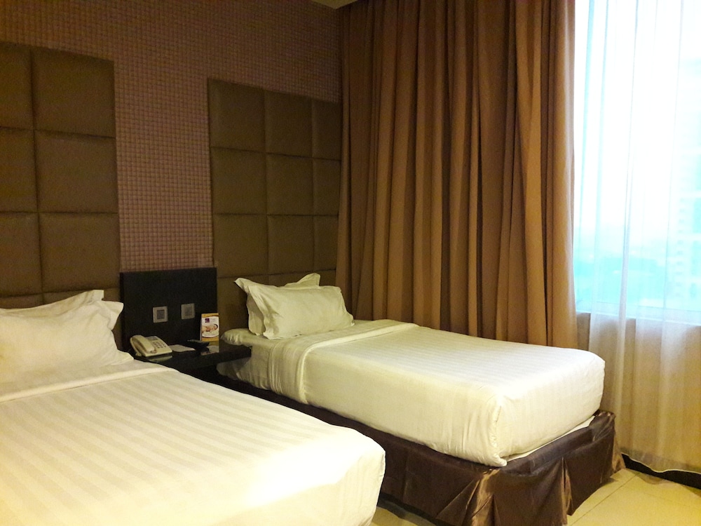 Hotel Grand Paragon