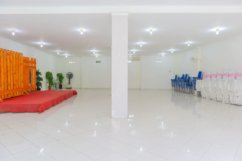 Hotel House Of Eva Syariah by OYO Rooms