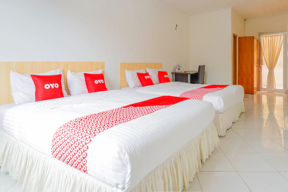 Hotel House Of Eva Syariah by OYO Rooms