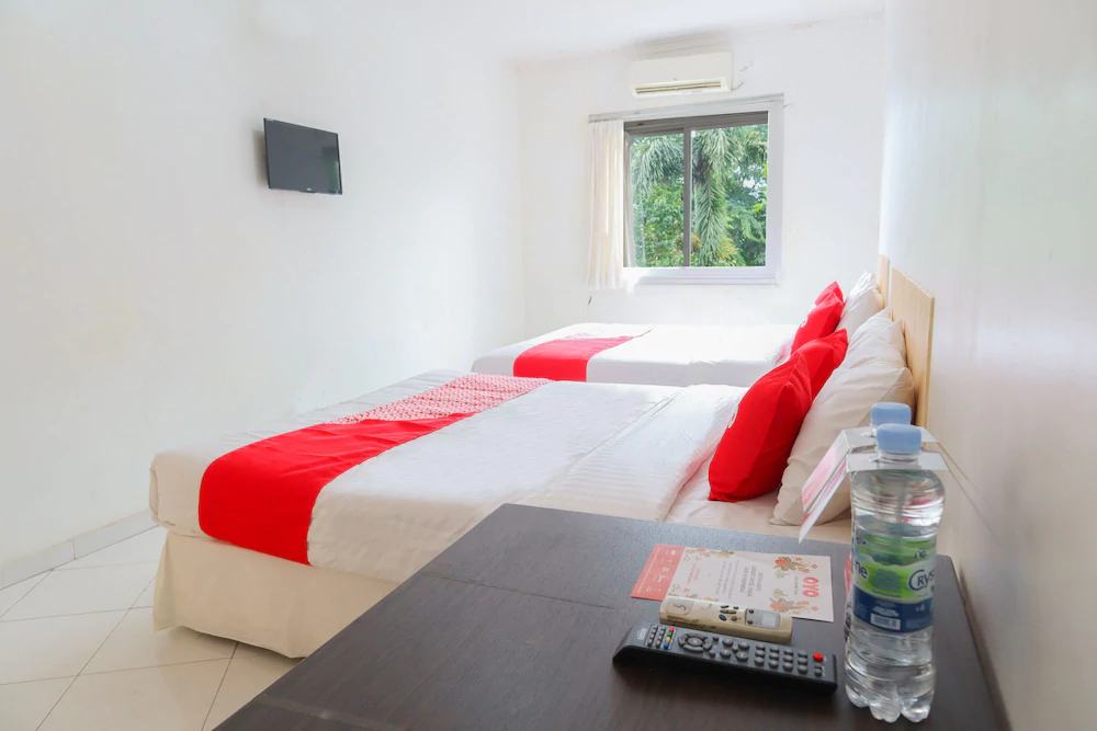 Hotel House Of Eva Syariah by OYO Rooms