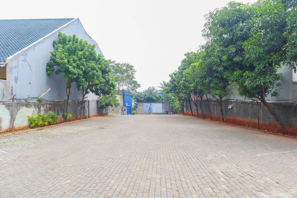 Hotel House Of Eva Syariah by OYO Rooms