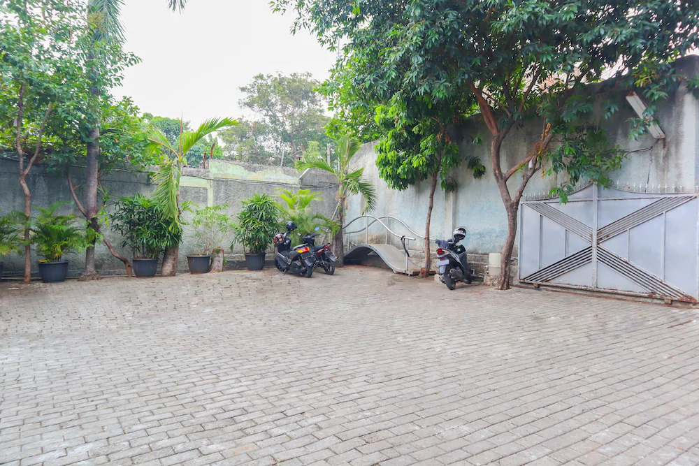 Hotel House Of Eva Syariah by OYO Rooms