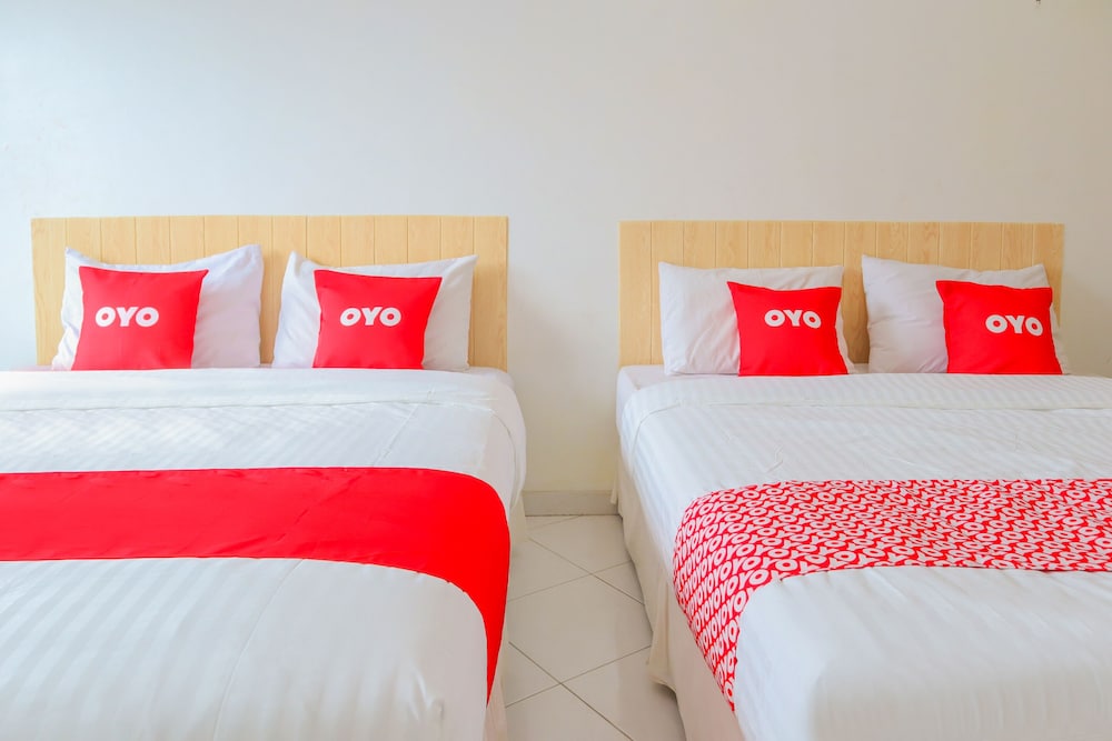 Hotel House Of Eva Syariah by OYO Rooms