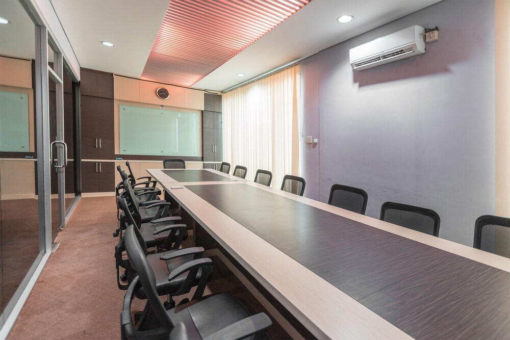 Hotel Jusenny Syariah by OYO Rooms