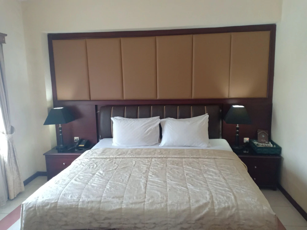 Hotel Jusenny Syariah by OYO Rooms