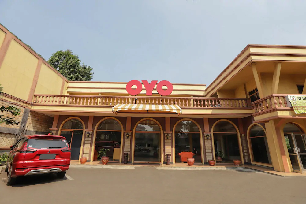 Hotel Kalisma Syariah by OYO Rooms
